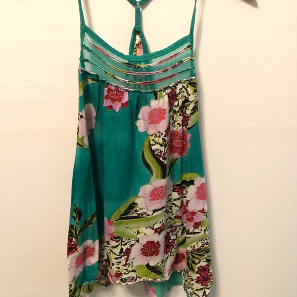 Thin strapped razor back tank - Picture 1 of 5